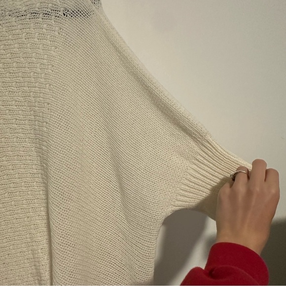 Wooden Ships white knit dolman sleeve top - Picture 4 of 5